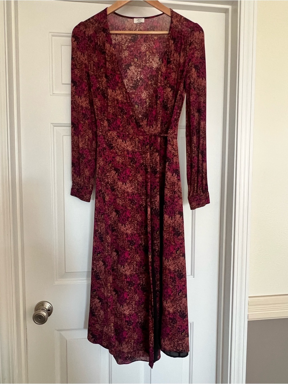 Aritzia Wilfred Burgundy Wrap Midi Dress